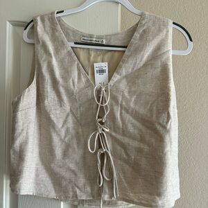 Tan Abercrombie & Fitch linen tie tank top style shirt